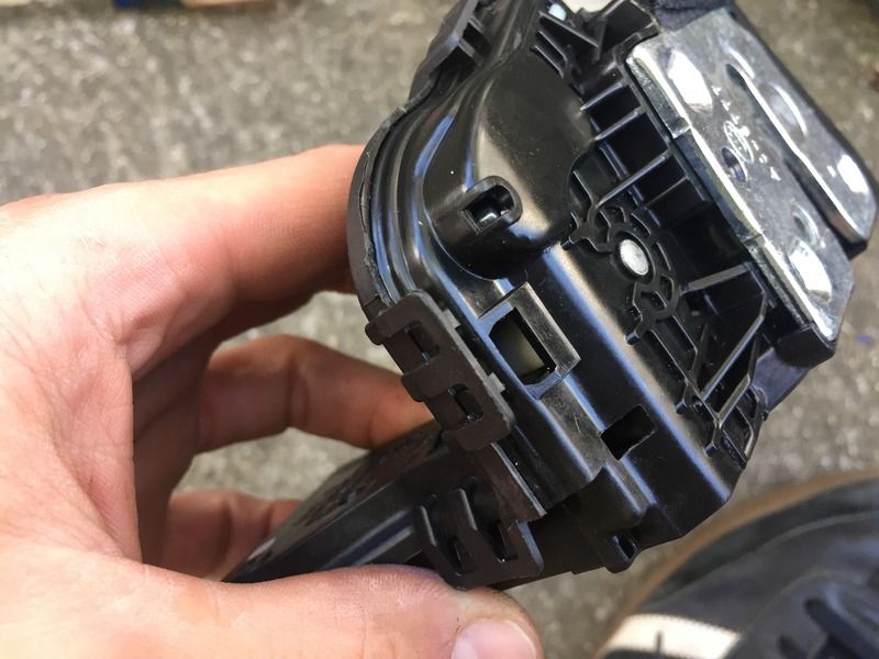 2011 sorento / Front passenger door won't open Kia Forum